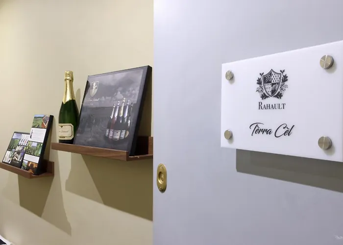 Terra D'automne By Rahault Conciergeriedamecarcas